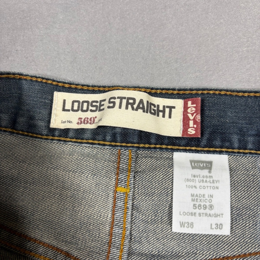 Levis 569 Loose Straight Jeans Mens 36x30 Medium Wash Faded Blue Denim Baggy